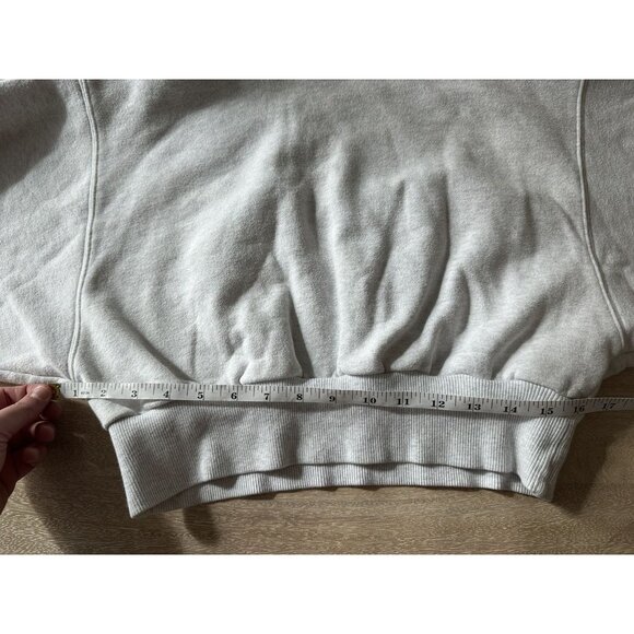 Aritzia TNA CozyAF Fleece Cropped Hoodie Sweatshirt in Heather Chrome Gray Small - Picture 4 of 7
